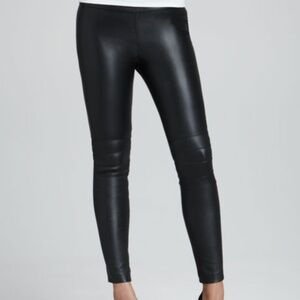 Elizabeth and James Addison Leather Moto Leggings with Ankle Zippers - Size M.